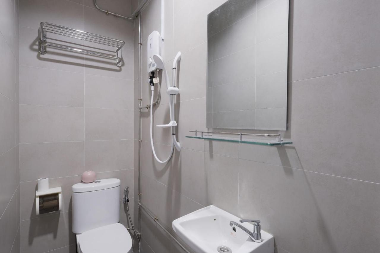 Q Loft Hotels At Bedok Singapore Ngoại thất bức ảnh