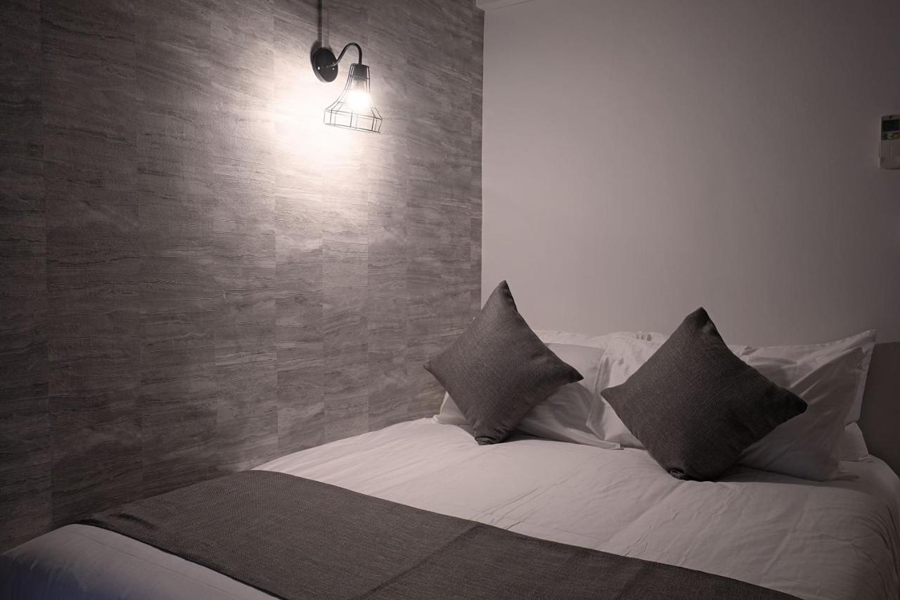 Q Loft Hotels At Bedok Singapore Ngoại thất bức ảnh